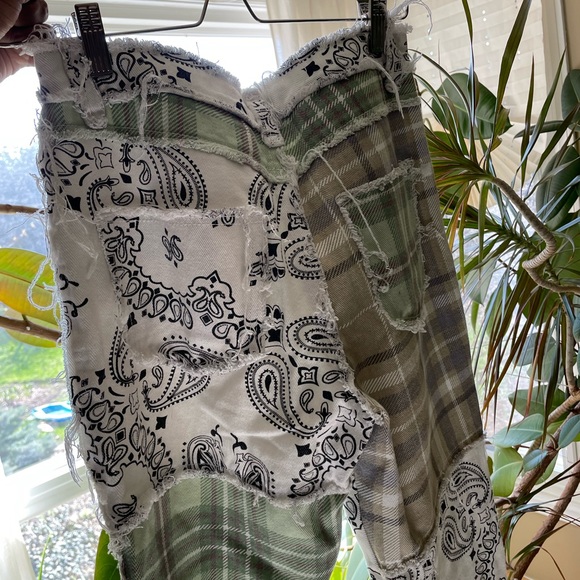 super cute patchwork bandana boyfriend jeans - Picture 8 of 8